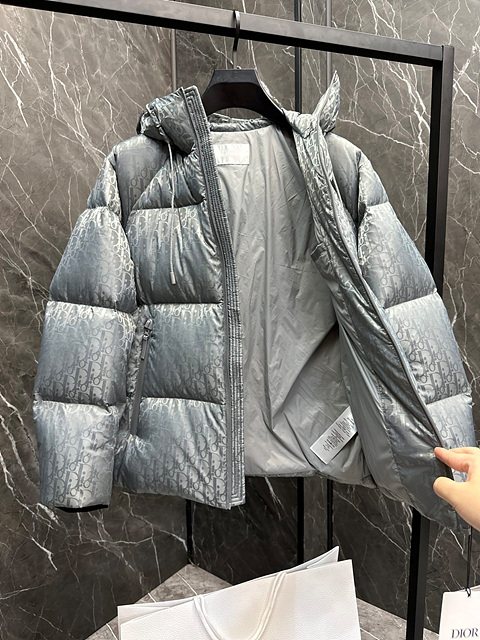 0320e8e64b021d4b5ff29d496df4dbb4_1762582470_1266.jpg