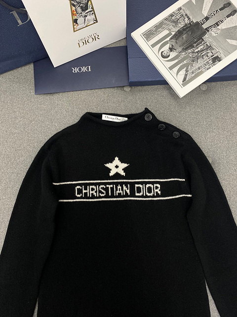 e38dcdec313335bfcd90fe9a93efbb79_1763369346_8335.jpg