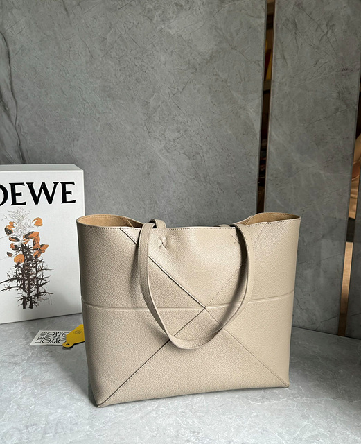e175878f00f9f4d3118d6894331e12e0_1767081747_7495.jpg