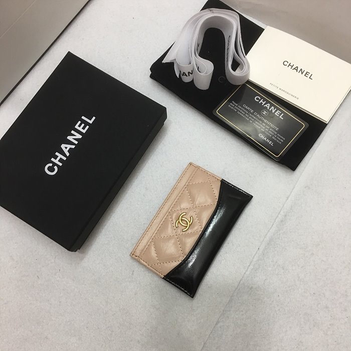 샤넬 가브리엘 카드지갑 a84386