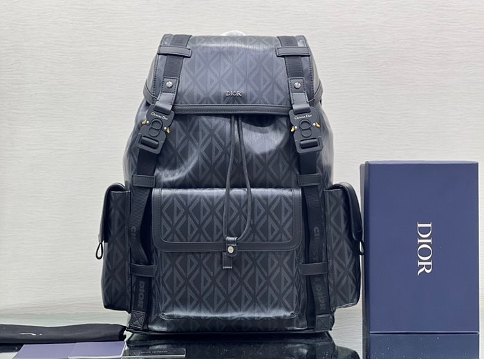 Dior Hit The Road 라지 백팩