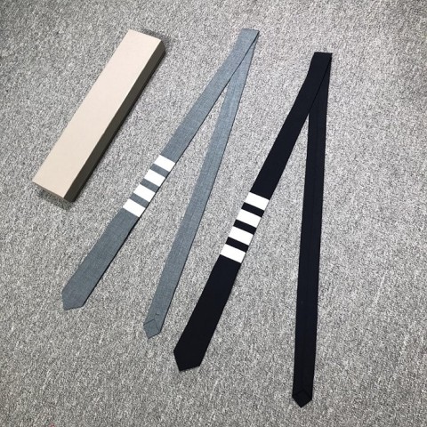 톰브라운 타이