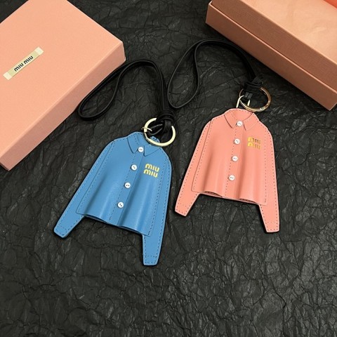 미우미우 키체인 키링