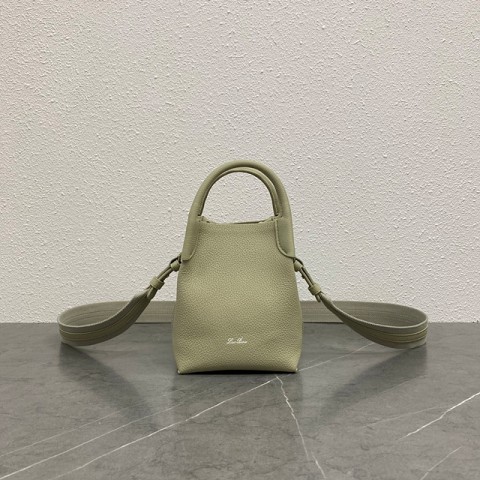 로로피아나 베일백 마이크로