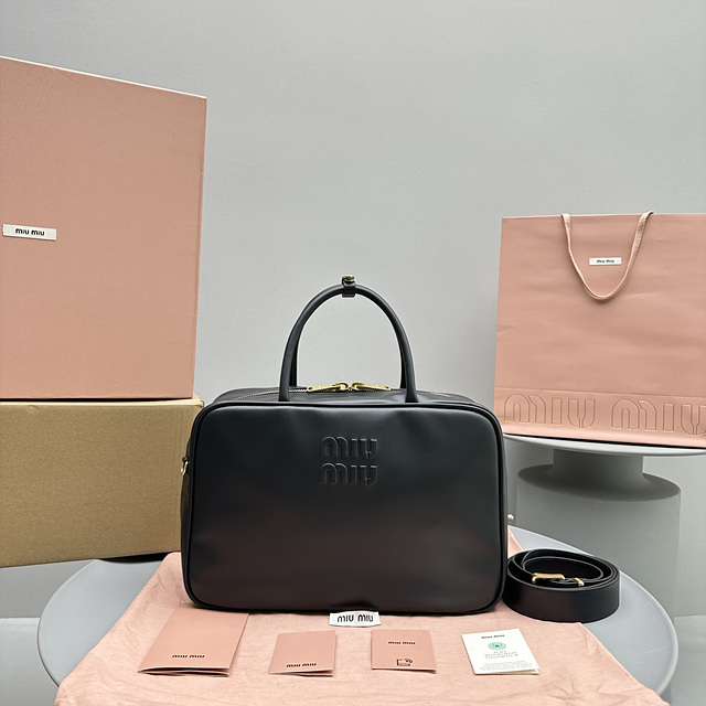 미우미우 가죽 탑 핸들백 5BB117
