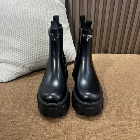 프라다 부츠