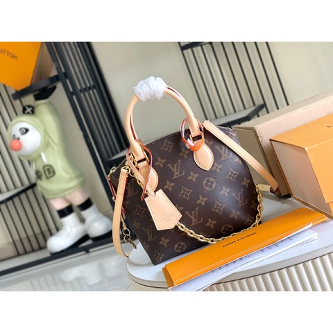 루이비통 락킷 BB M12019